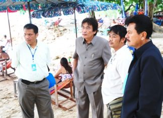 Battle for Wong Amat Beach continues as city cracks down on beach chair vendors